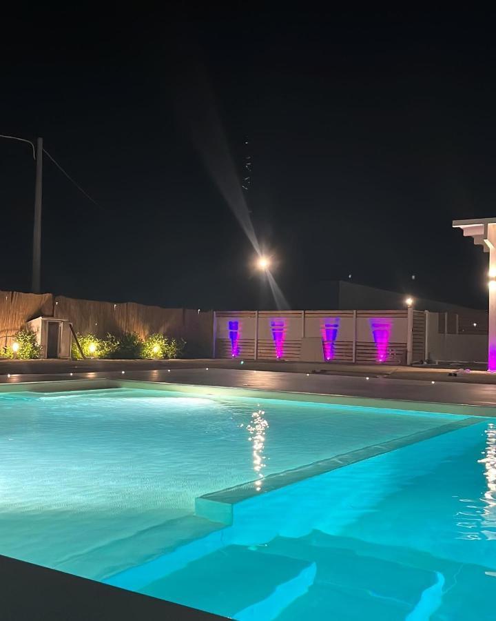 פסקרה Boutique Hotel E Spa Citta Bianca מראה חיצוני תמונה