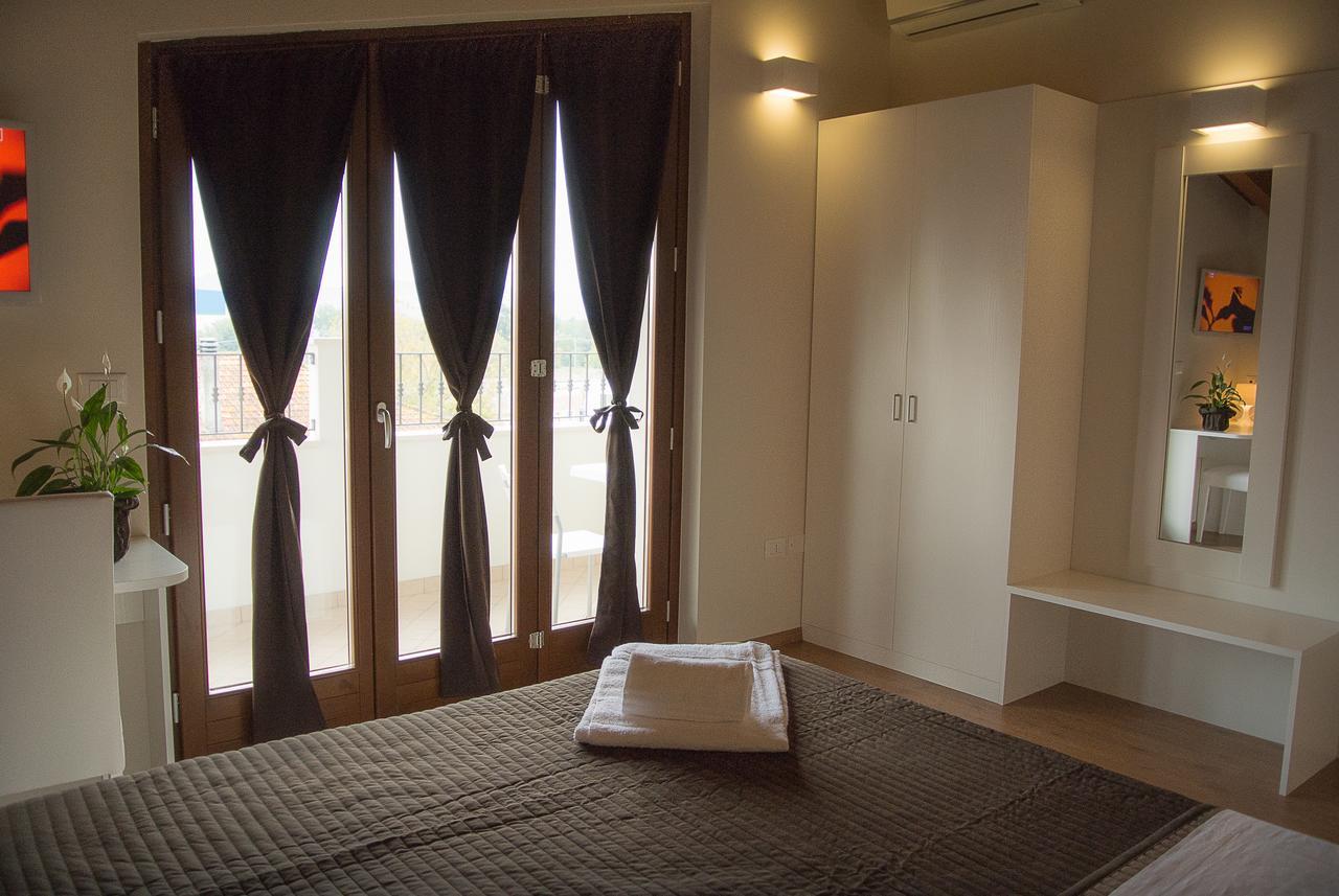 פסקרה Boutique Hotel E Spa Citta Bianca מראה חיצוני תמונה