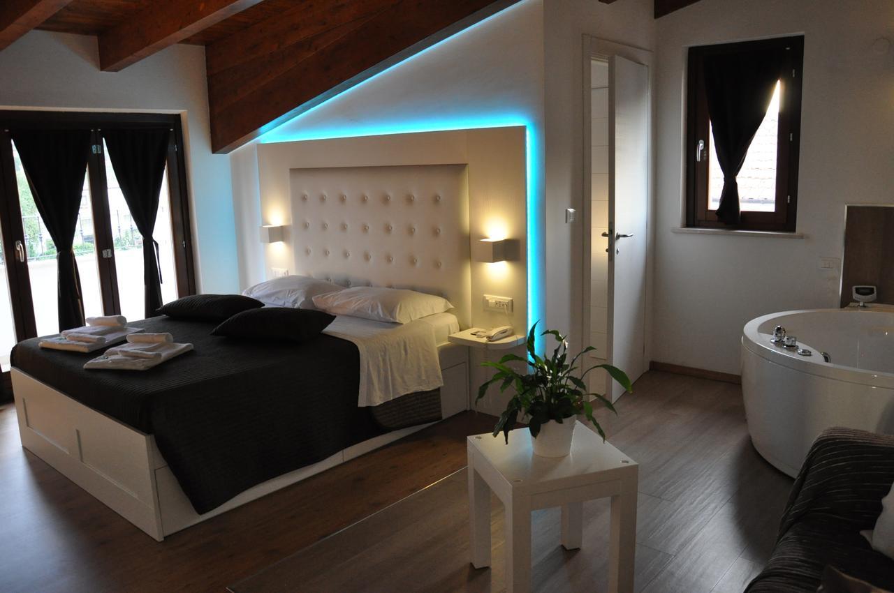 פסקרה Boutique Hotel E Spa Citta Bianca מראה חיצוני תמונה